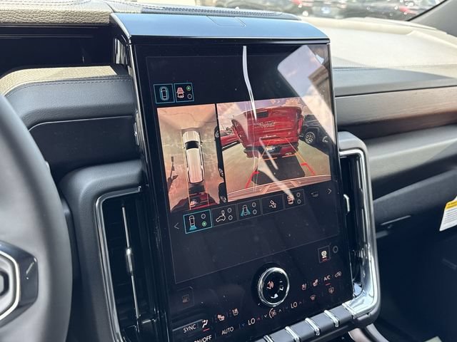 New 2026 GMC Yukon XL Denali w/ Denali Reserve Package AWD/4WD image 24