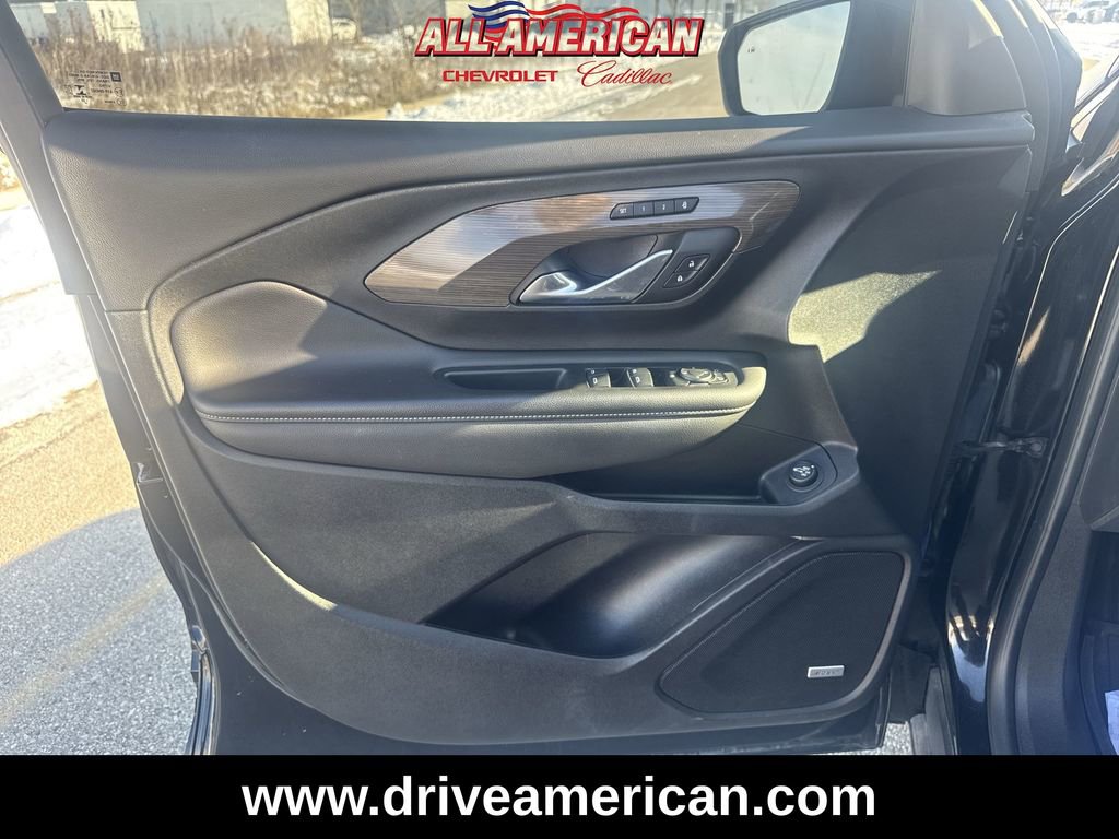 Used 2022 GMC Terrain Denali w/ Black Diamond Edition image 22