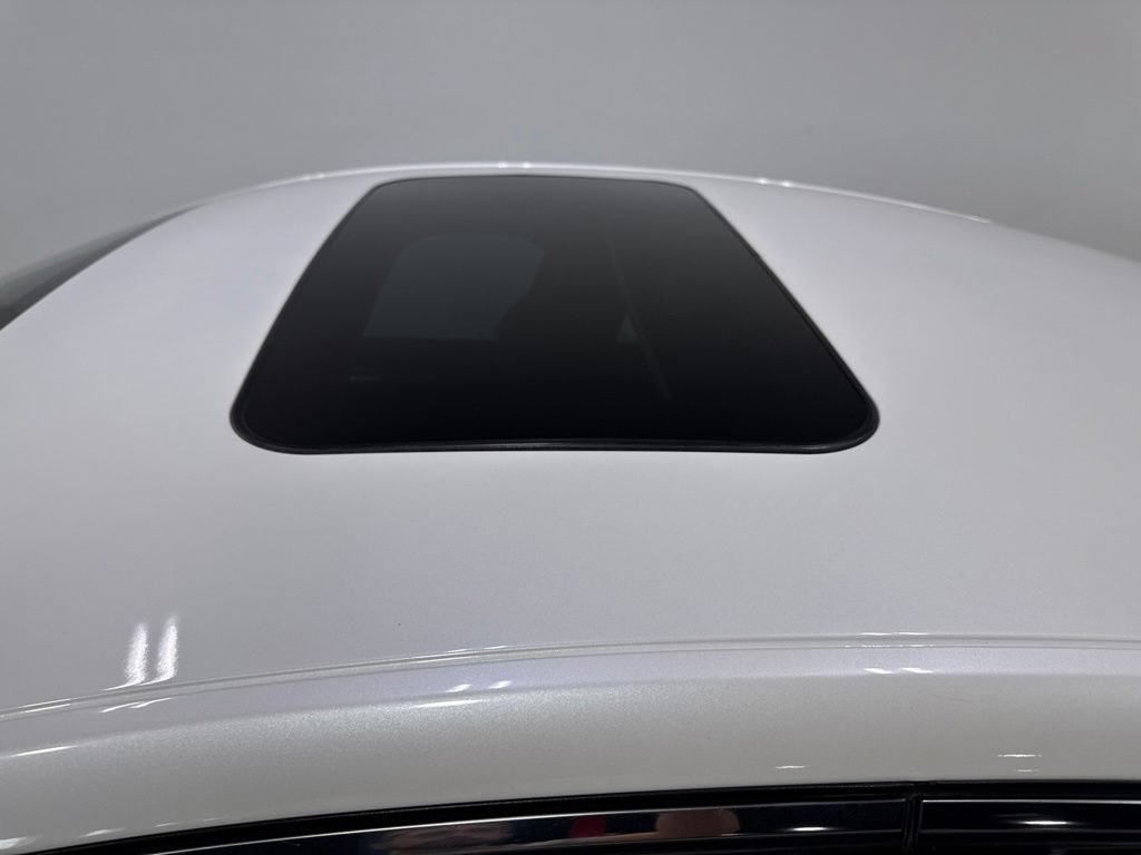 Used 2013 Ford Fusion Titanium FWD image 10