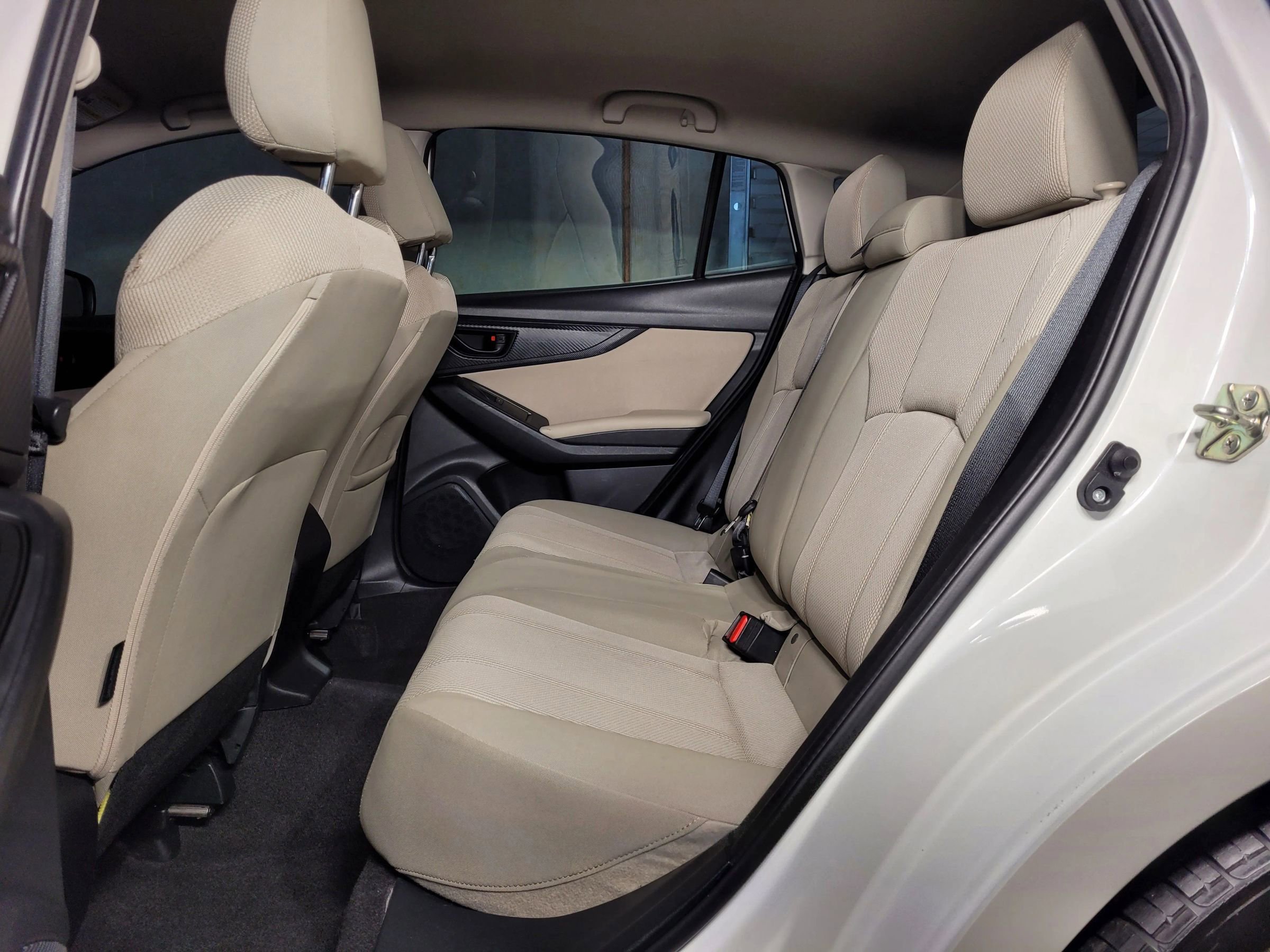 Used 2017 Subaru Impreza 2.0i Premium image 33