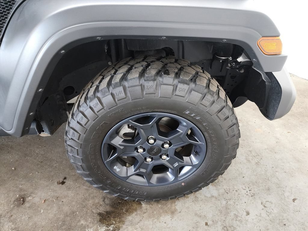 Used 2023 Jeep Wrangler Unlimited Sport AWD/4WD image 37