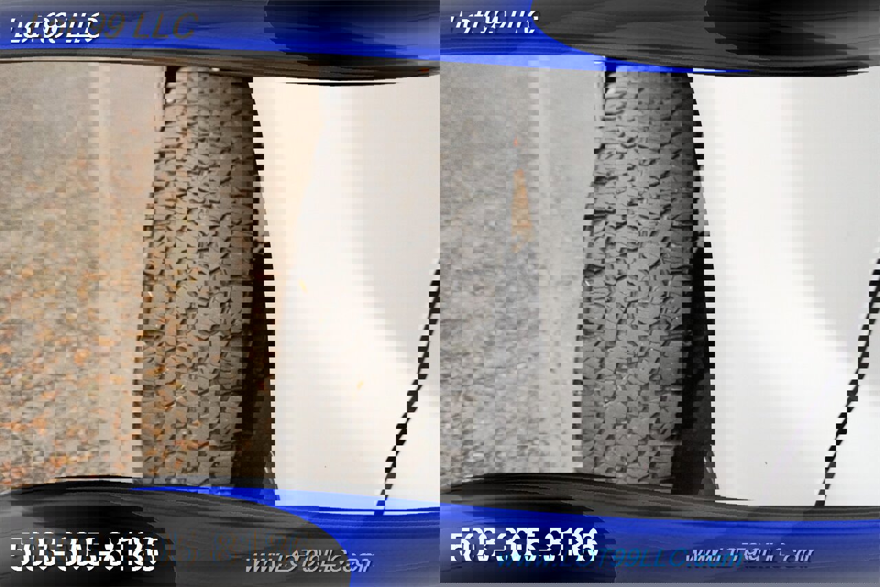 Used 2005 Ford F250 XL image 4