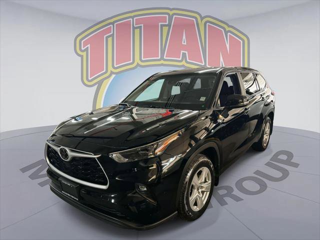 Certified 2023 Toyota Highlander LE