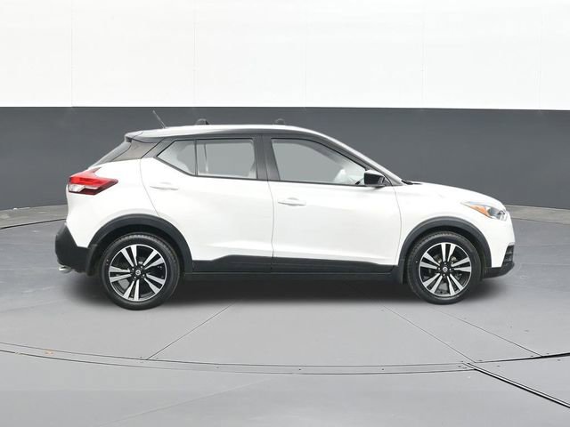 Used 2020 Nissan Kicks SV w/ Exterior Package image 18