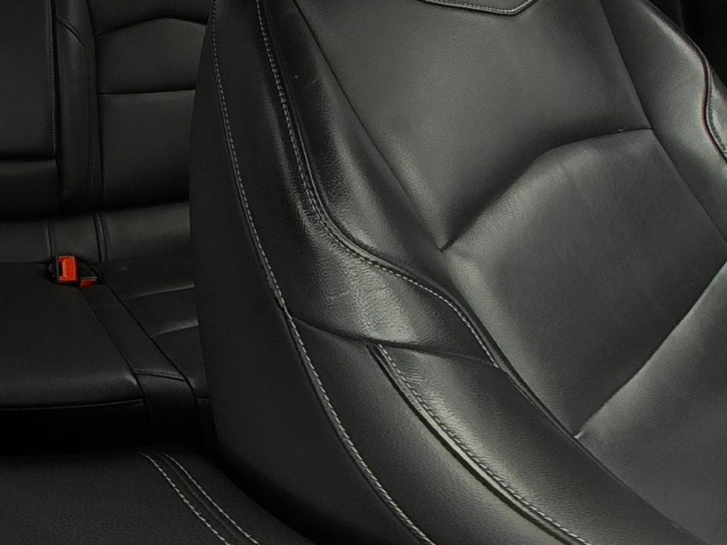 Used 2019 Cadillac XT4 Premium Luxury FWD image 14