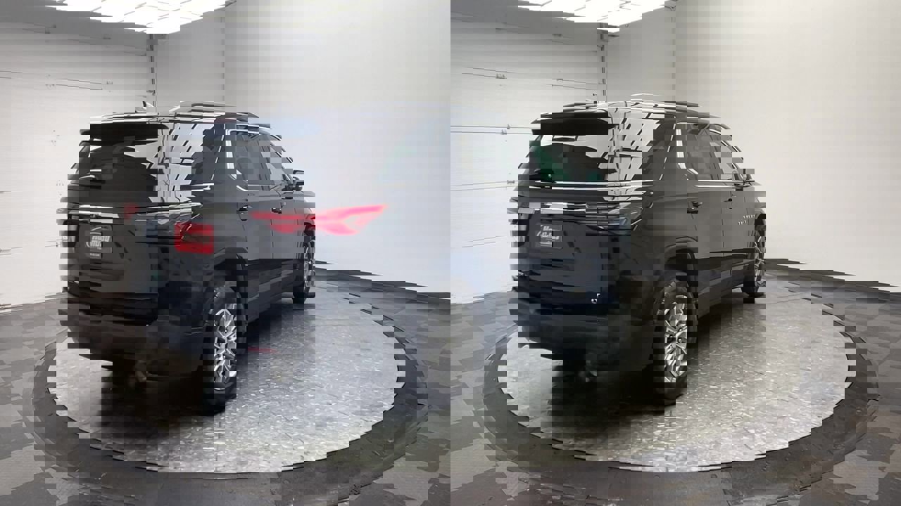 Certified 2022 Chevrolet Traverse LT w/ LPO, Floor Liner Package image 40