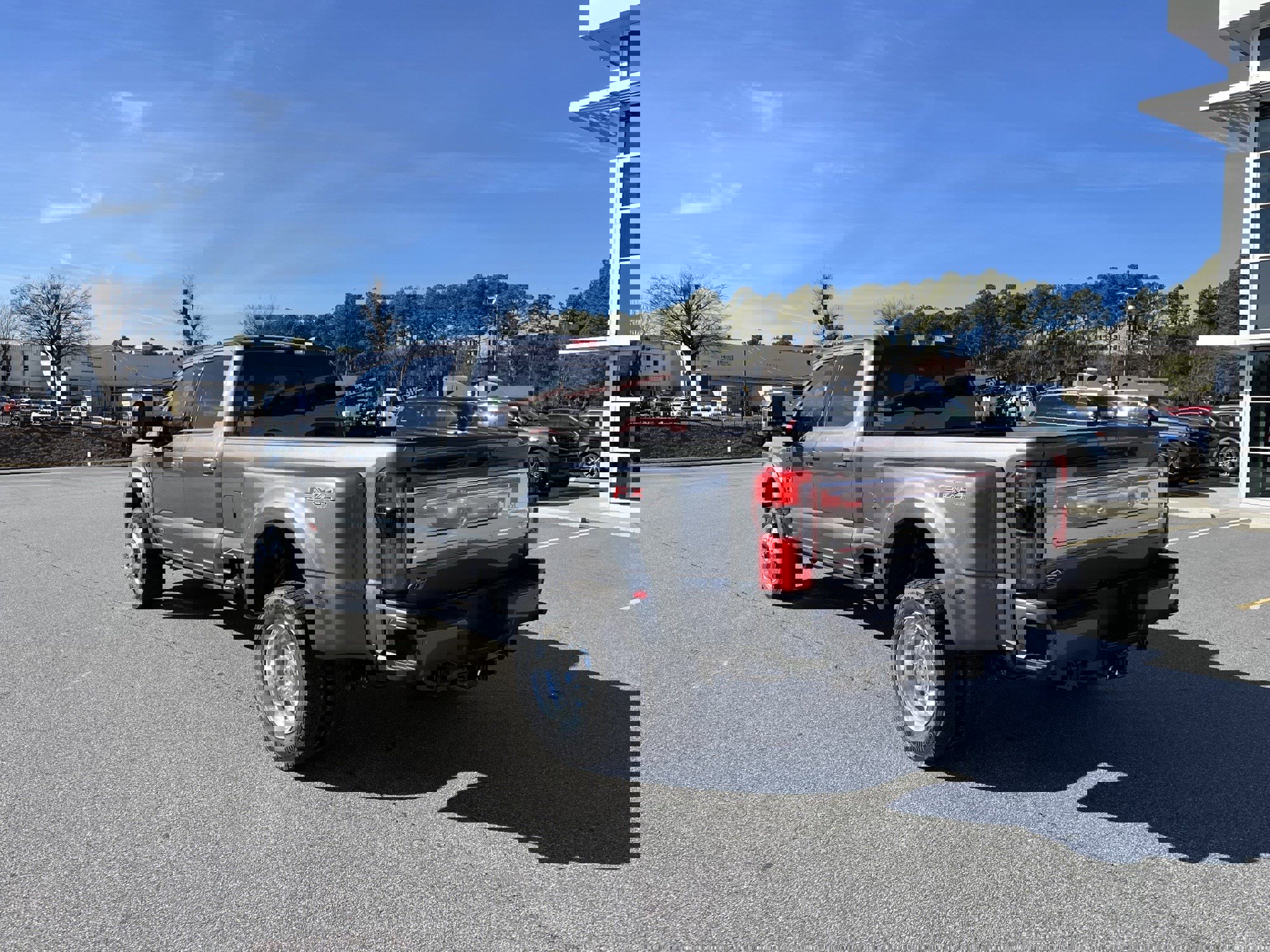 New 2026 Ford F450 Platinum w/ Platinum Plus Package image 12