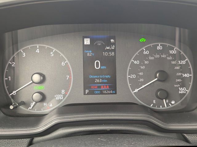 Used 2024 Toyota Corolla Cross SE image 23