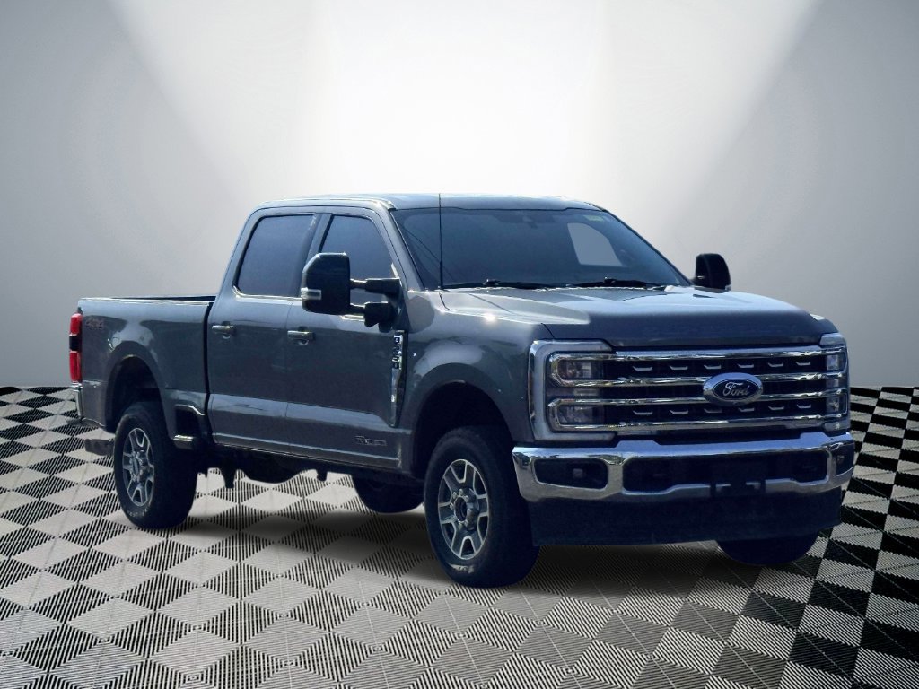 Used 2024 Ford F250 Lariat AWD/4WD image 2