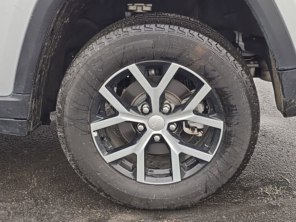 Used 2024 Jeep Grand Cherokee Limited AWD/4WD image 63