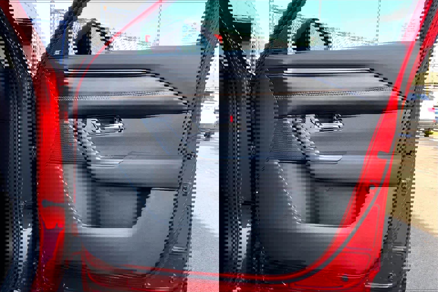 Certified 2025 MAZDA CX-50 AWD 2.5 Turbo w/ Accent Package image 23