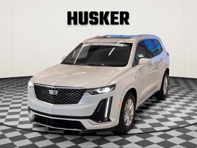 Certified 2024 Cadillac XT6 Luxury w/ LPO, Floor Liner Package AWD/4WD image 3