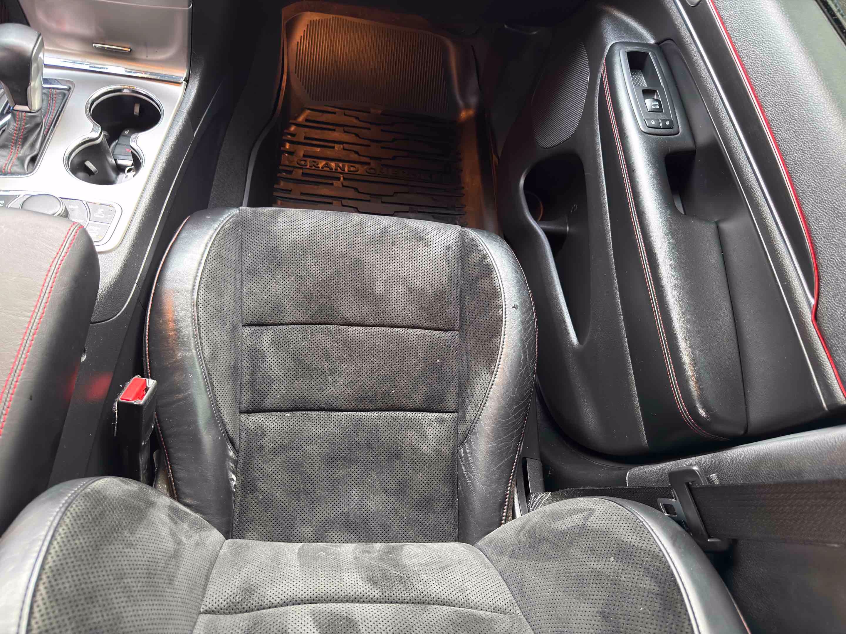 Used 2018 Jeep Grand Cherokee Trailhawk AWD/4WD image 32