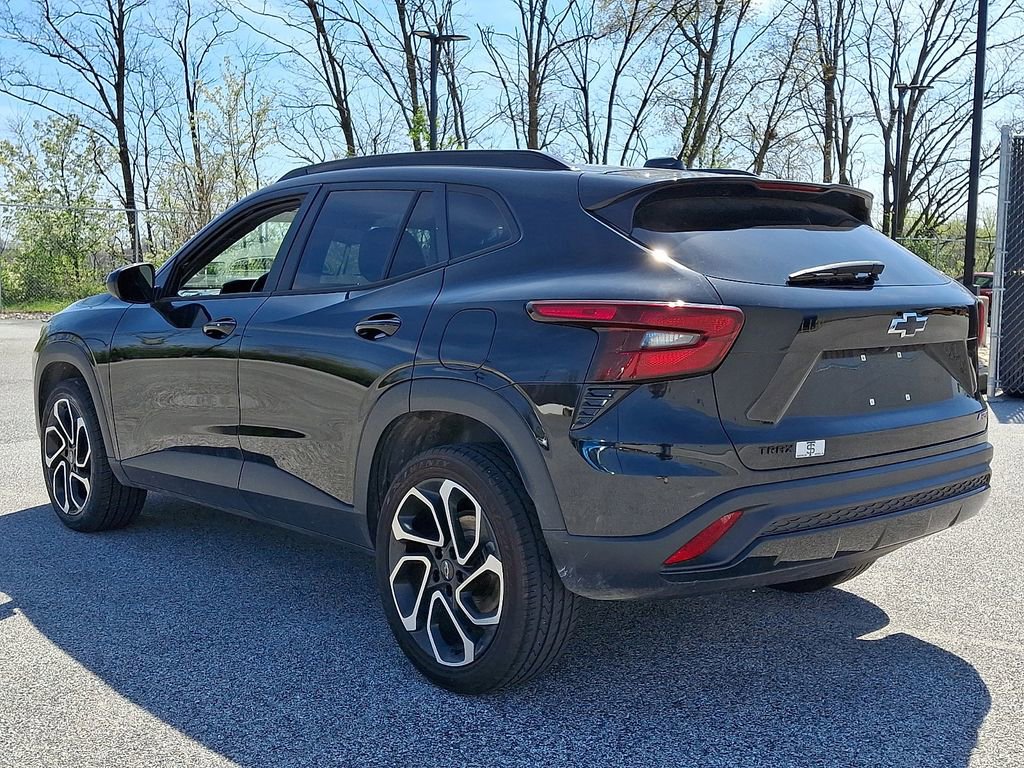 Used 2024 Chevrolet Trax RS image 7