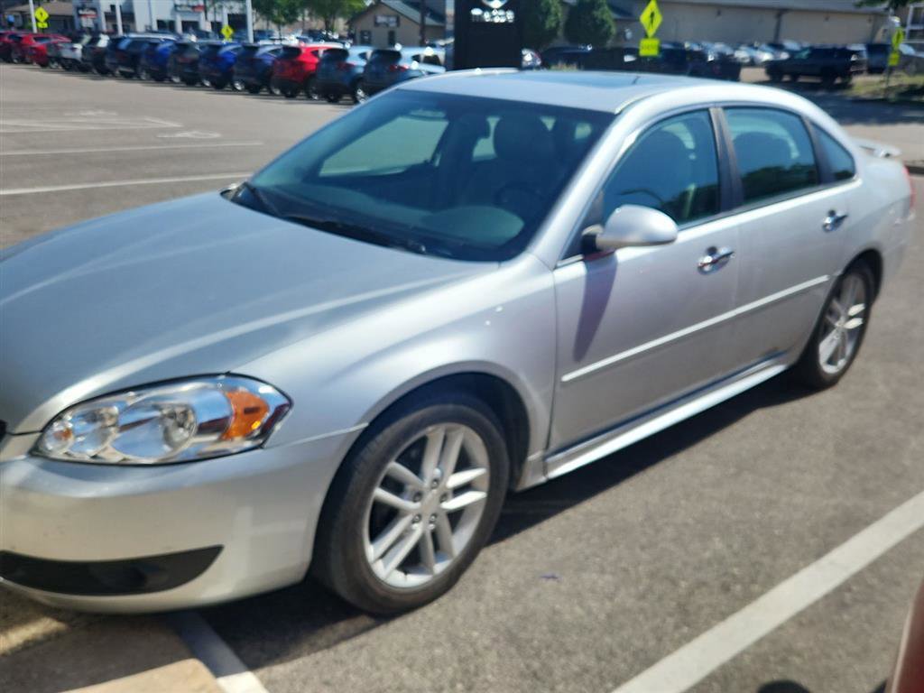 Used 2013 Chevrolet Impala LTZ FWD image 9