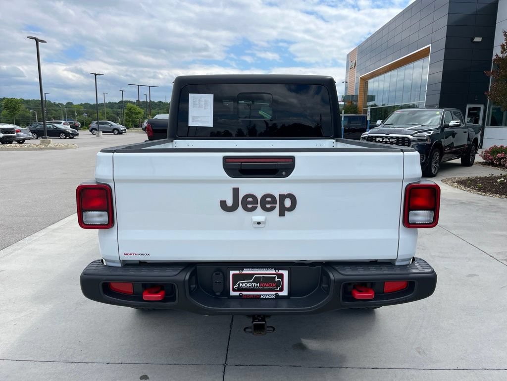 Used 2023 Jeep Gladiator Rubicon AWD/4WD image 19