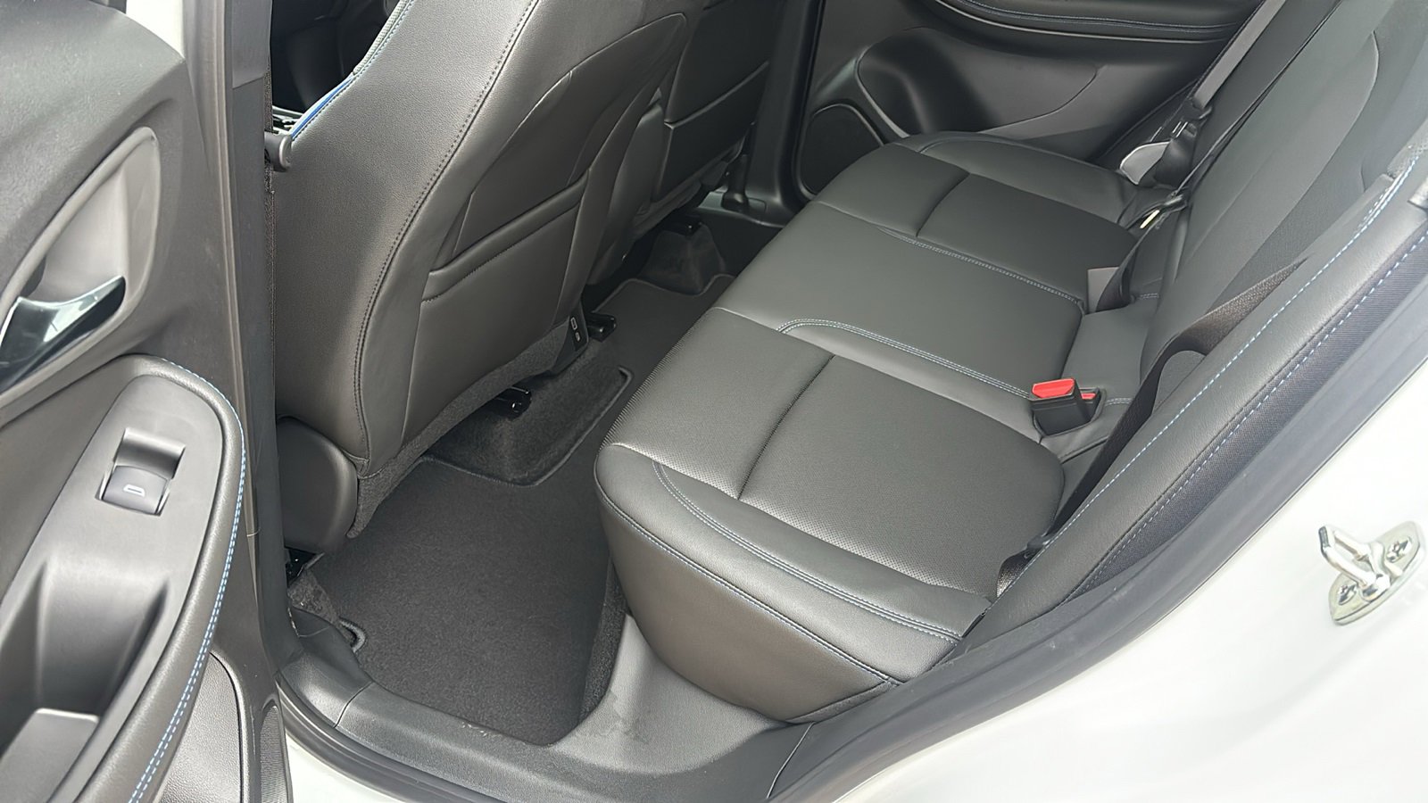 New 2026 Buick Encore GX Sport Touring w/ Comfort Package image 28