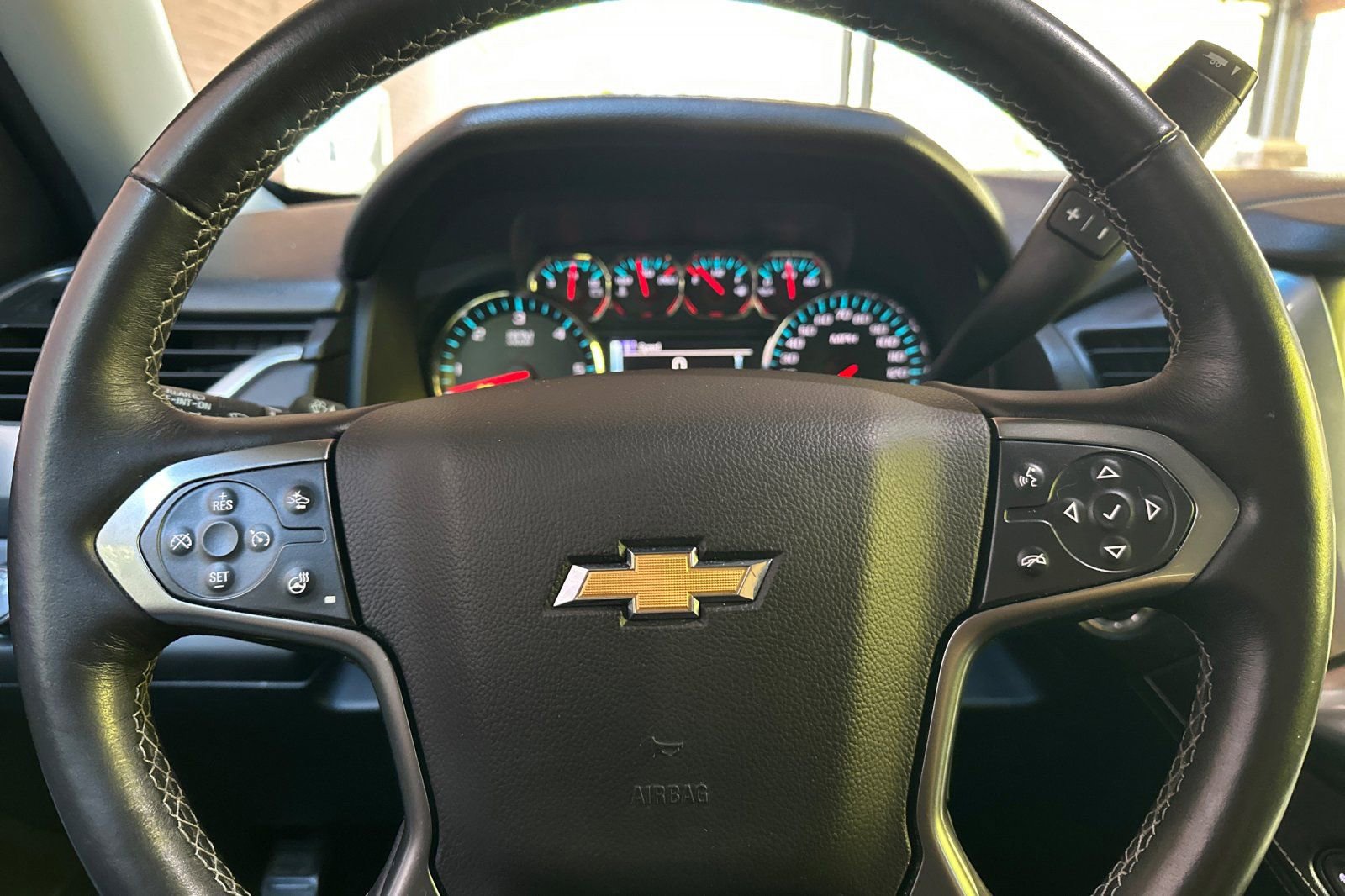 Used 2016 Chevrolet Tahoe LTZ AWD/4WD image 25