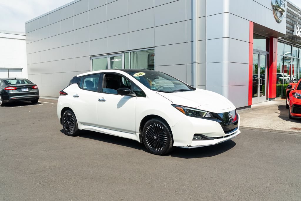 Used 2025 Nissan Leaf SV Plus FWD image 28