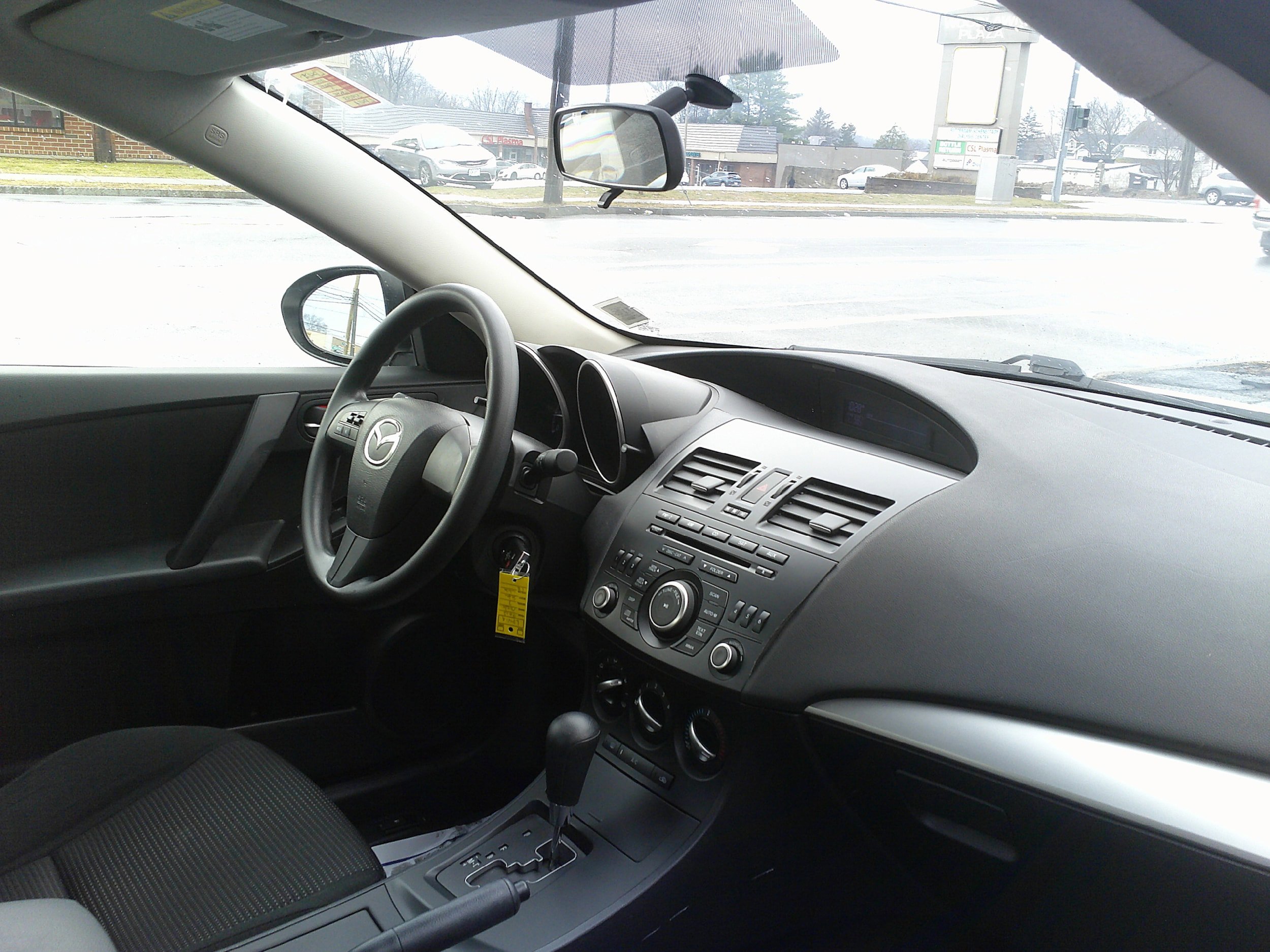Used 2012 MAZDA MAZDA3 i Sport image 19