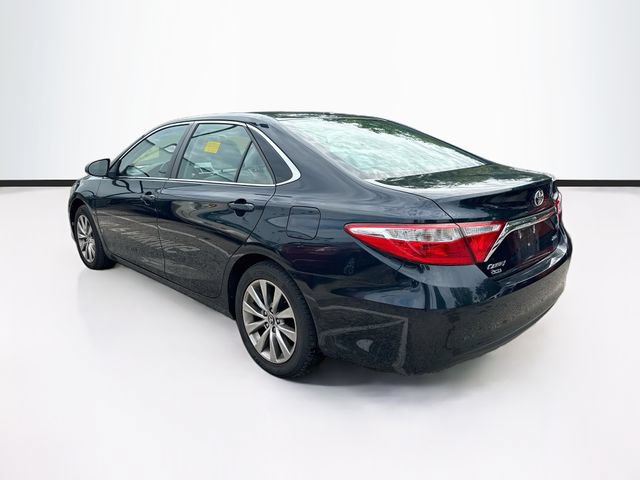 Used 2017 Toyota Camry XLE FWD image 6