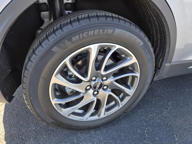 Used 2022 Lincoln Corsair AWD w/ Equipment Group 101A image 43