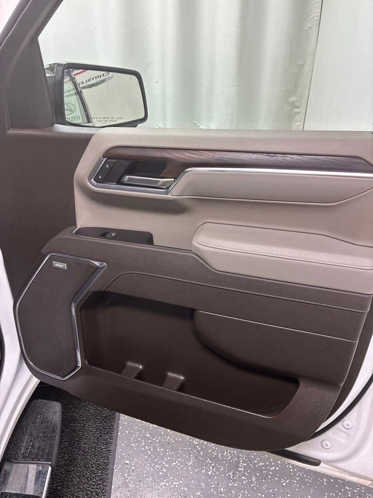 Used 2025 GMC Sierra 1500 SLT AWD/4WD image 27