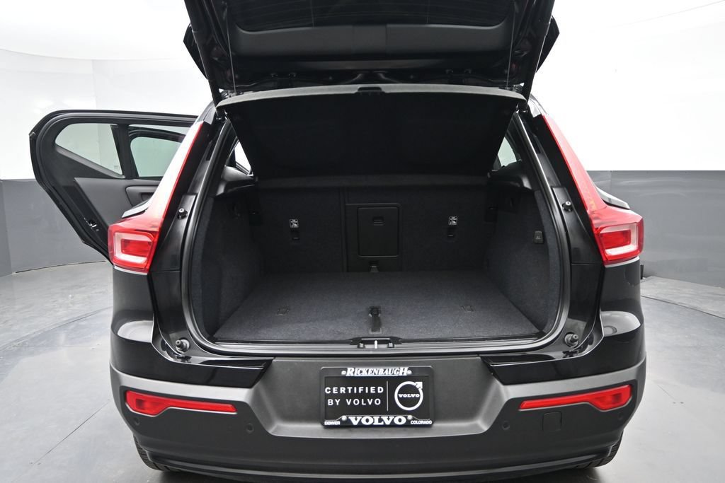 Used 2023 Volvo XC40 Recharge Ultimate w/ Protection Package Premier AWD/4WD image 19