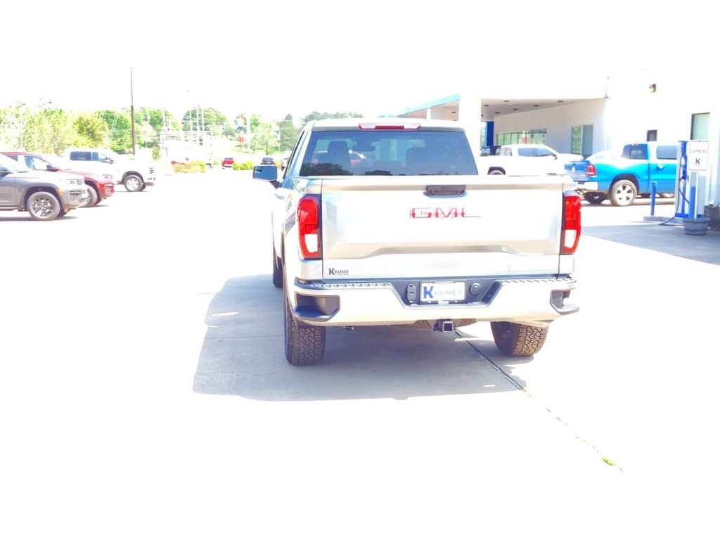 New 2026 GMC Sierra 1500 Elevation image 7