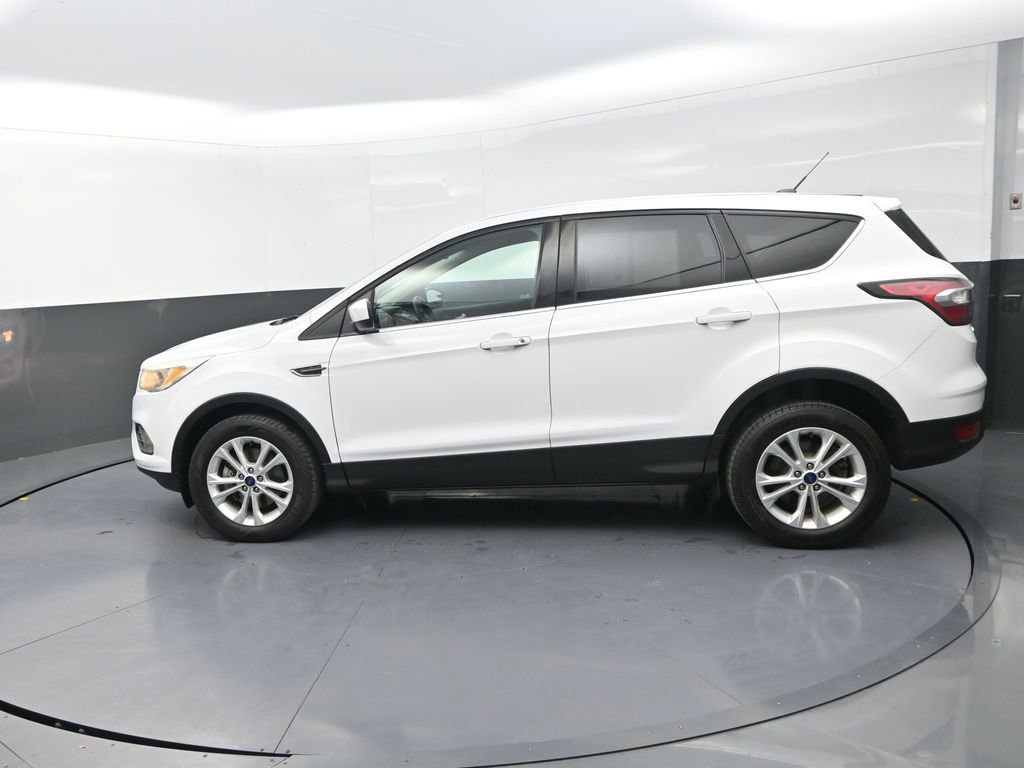 Used 2017 Ford Escape SE AWD/4WD image 6