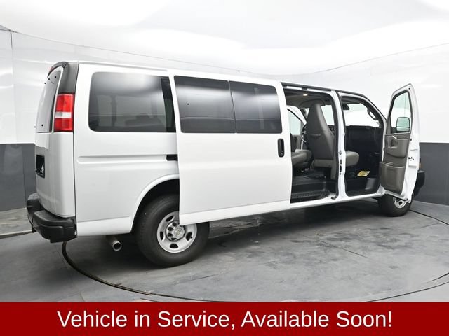 Used 2024 Chevrolet Express 3500 LS RWD image 47