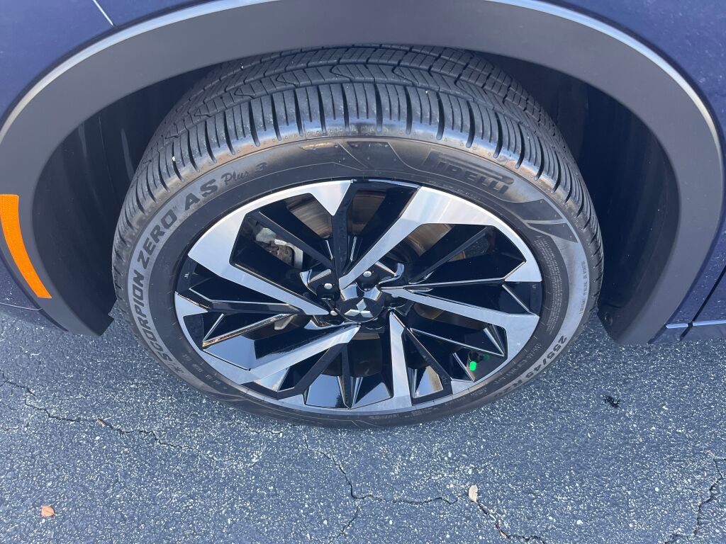 Used 2024 Mitsubishi Outlander SEL image 10