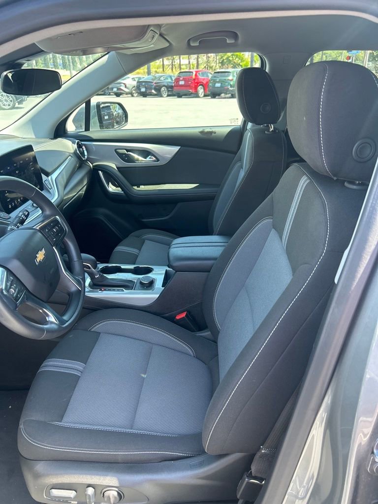 Used 2025 Chevrolet Blazer LT image 16