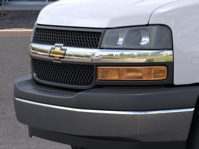 New 2025 Chevrolet Express 3500 w/ Power Convenience Package RWD image 13