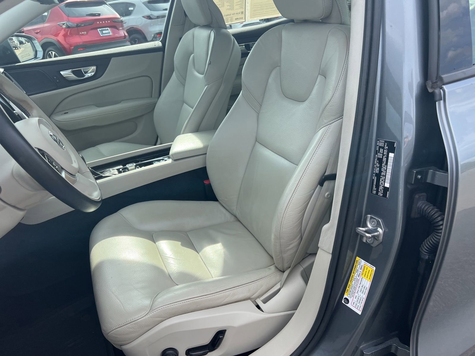 Used 2021 Volvo S60 T5 Momentum w/ Protection Package Premier image 28