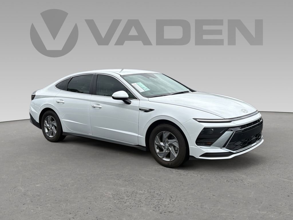 New 2025 Hyundai Sonata SE