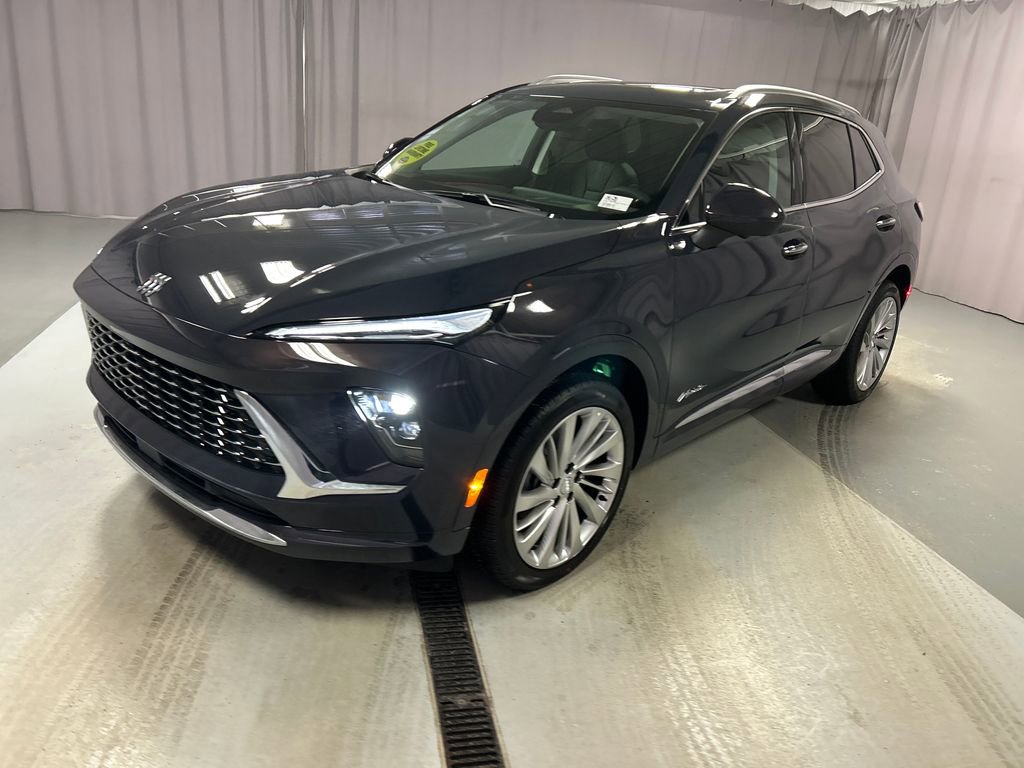 New 2026 Buick Envision Avenir image 3