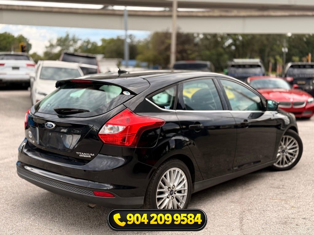 Used 2014 Ford Focus Titanium FWD image 7