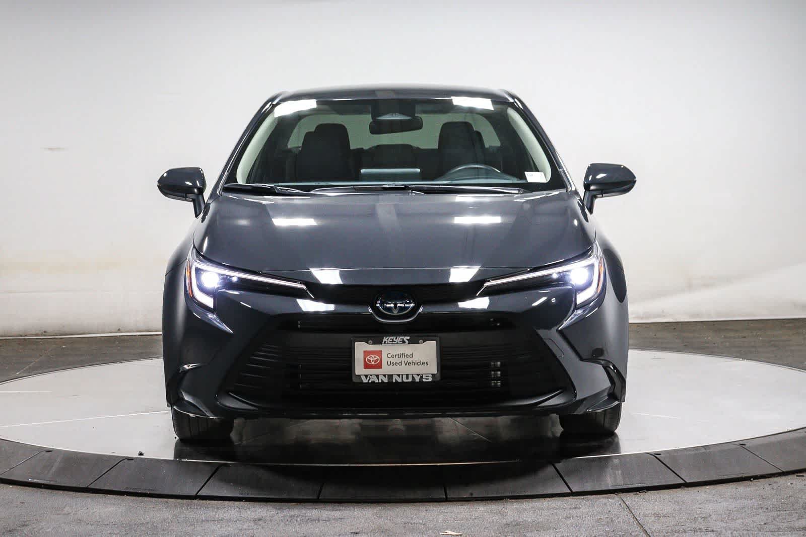 Certified 2025 Toyota Corolla LE FWD image 7