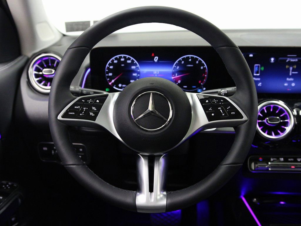 New 2026 Mercedes-Benz GLB 250 4MATIC image 9