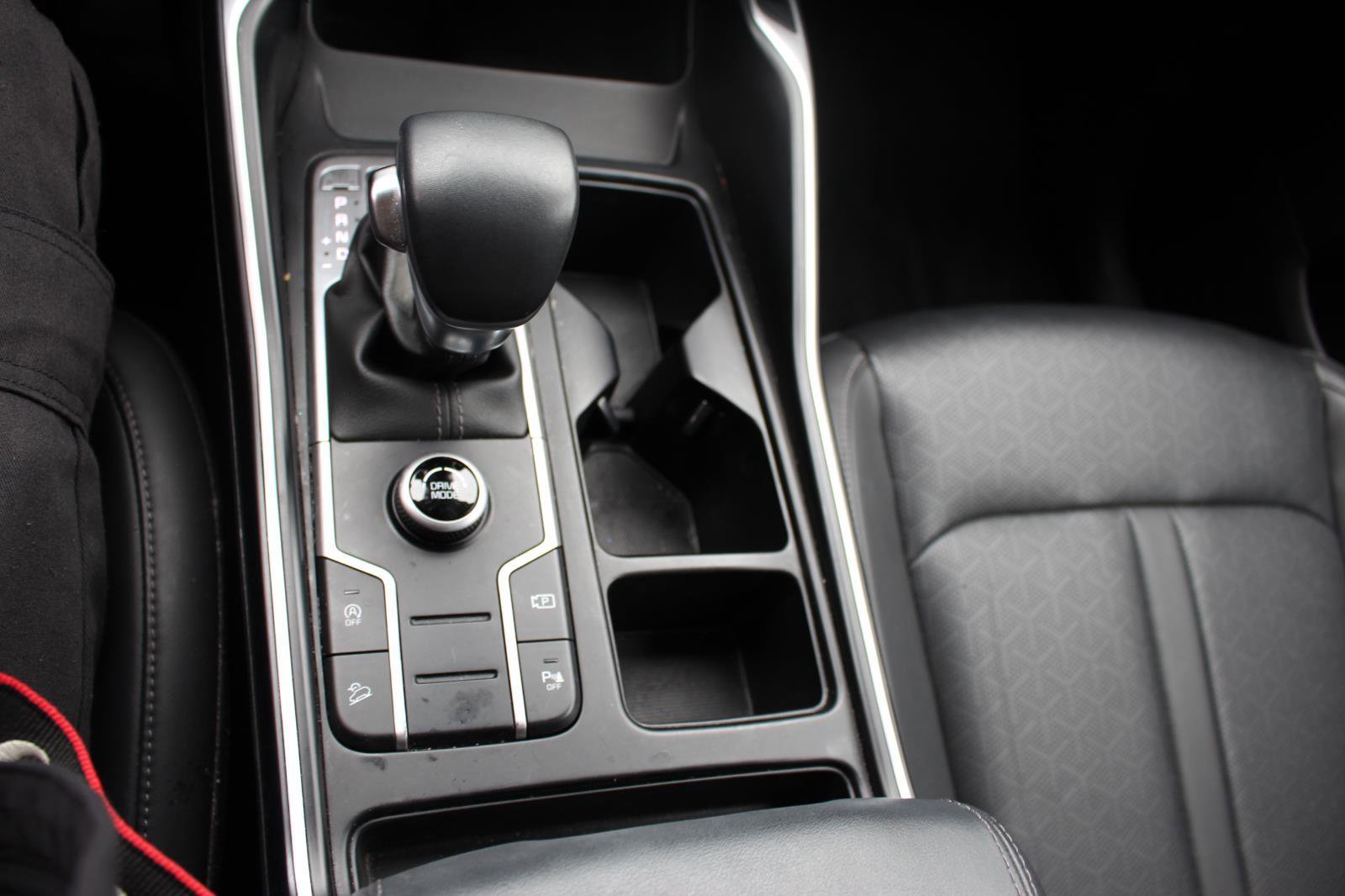 Certified 2023 Kia Sorento S w/ Panoramic Sunroof Package image 22