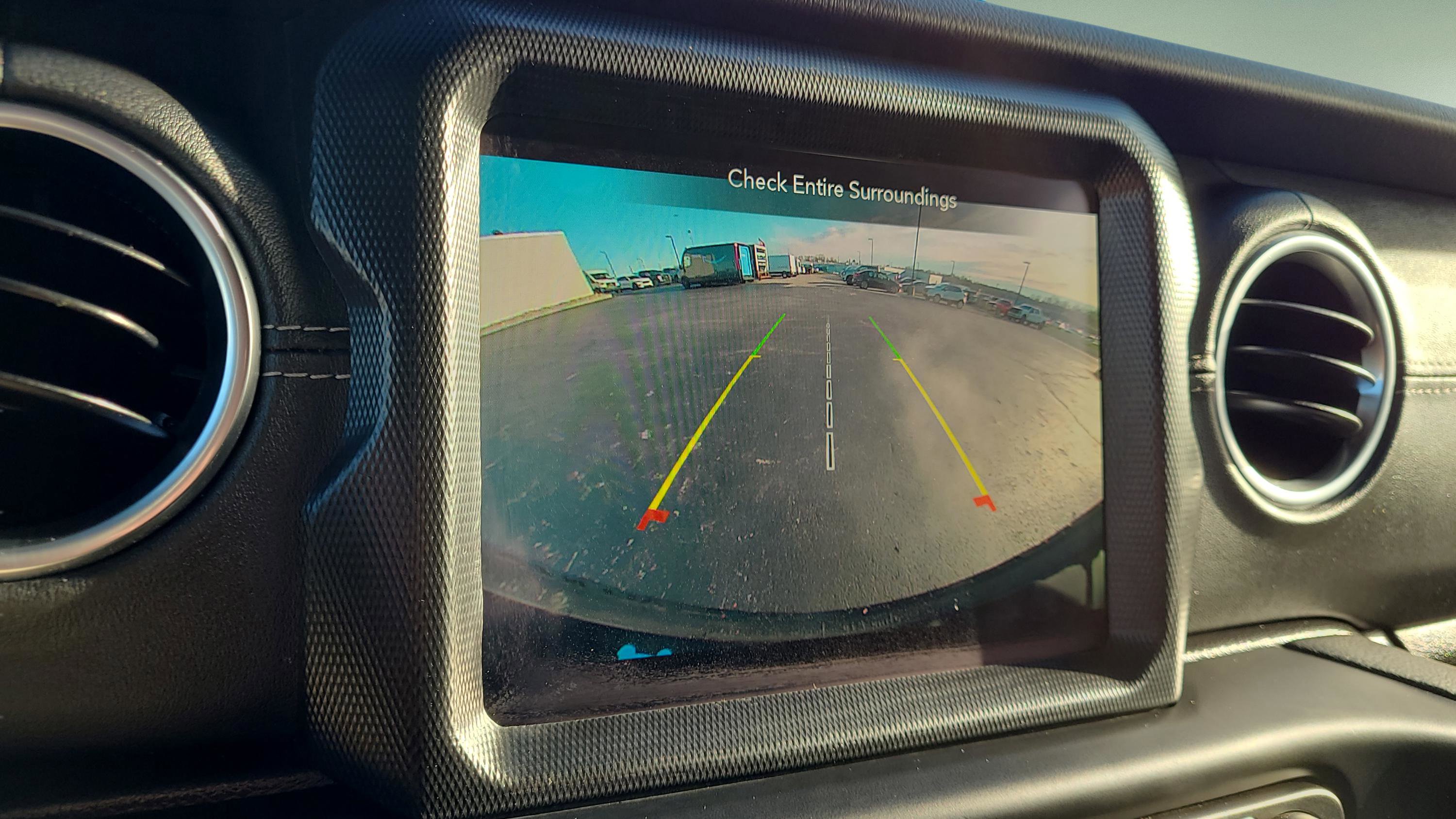 Used 2023 Jeep Wrangler Unlimited Sahara w/ Cold Weather Group image 21