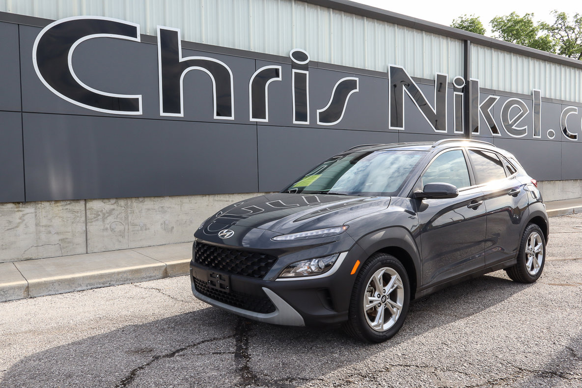 Used 2023 Hyundai Kona SEL image 1