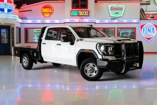 Used 2024 GMC Sierra 2500 Pro w/ Convenience Package AWD/4WD image 1
