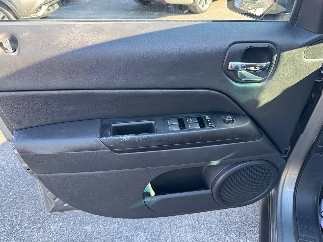 Used 2012 Jeep Patriot Sport w/ PWR Value Group FWD image 12