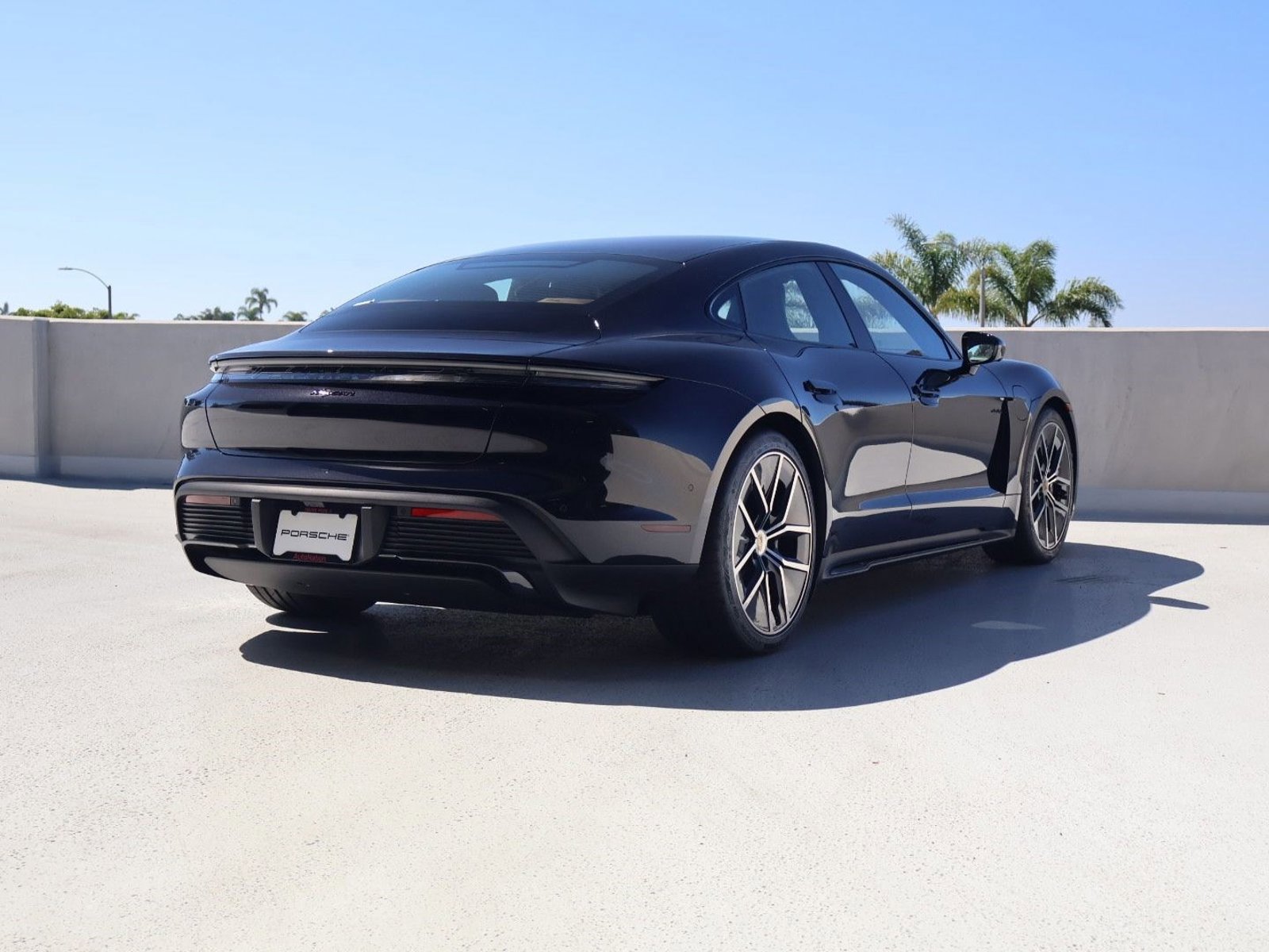 New 2026 Porsche Taycan image 9