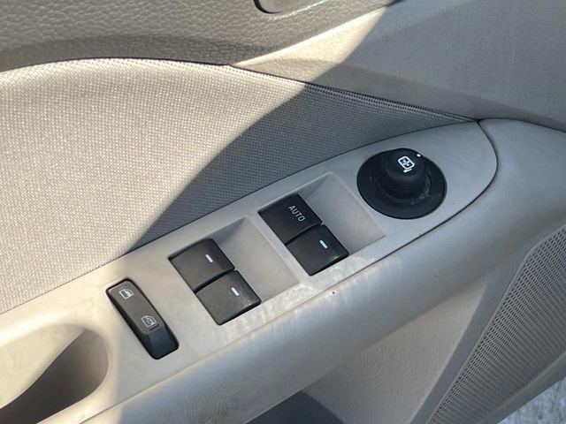 Used 2010 Ford Fusion SE FWD image 16