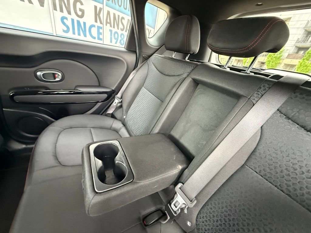 Used 2016 Kia Soul + w/ Soulful Package FWD image 30