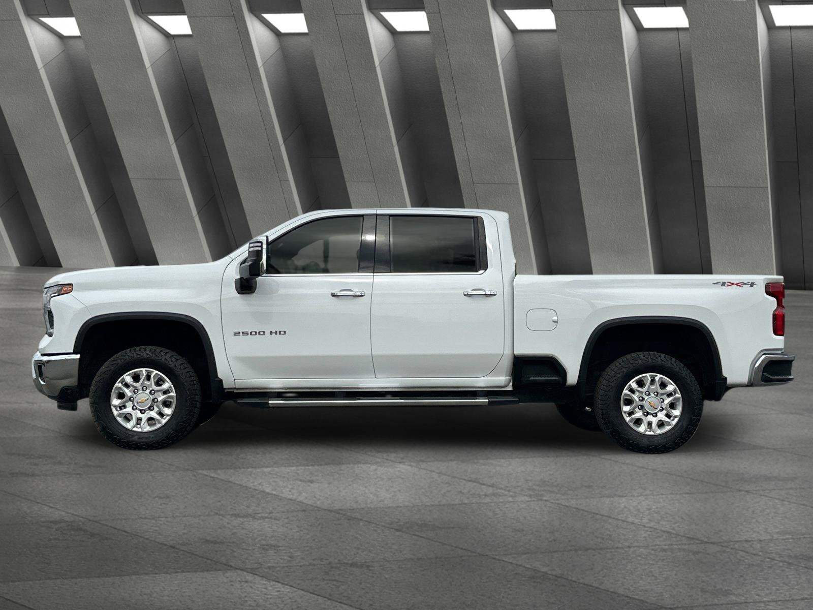 Used 2024 Chevrolet Silverado 2500 LTZ AWD/4WD image 7