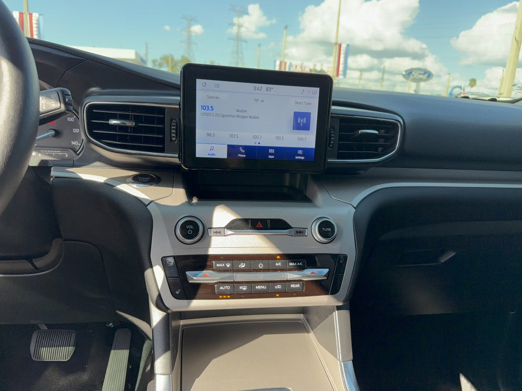 Certified 2023 Ford Explorer XLT w/ Equipment Group 202A image 23